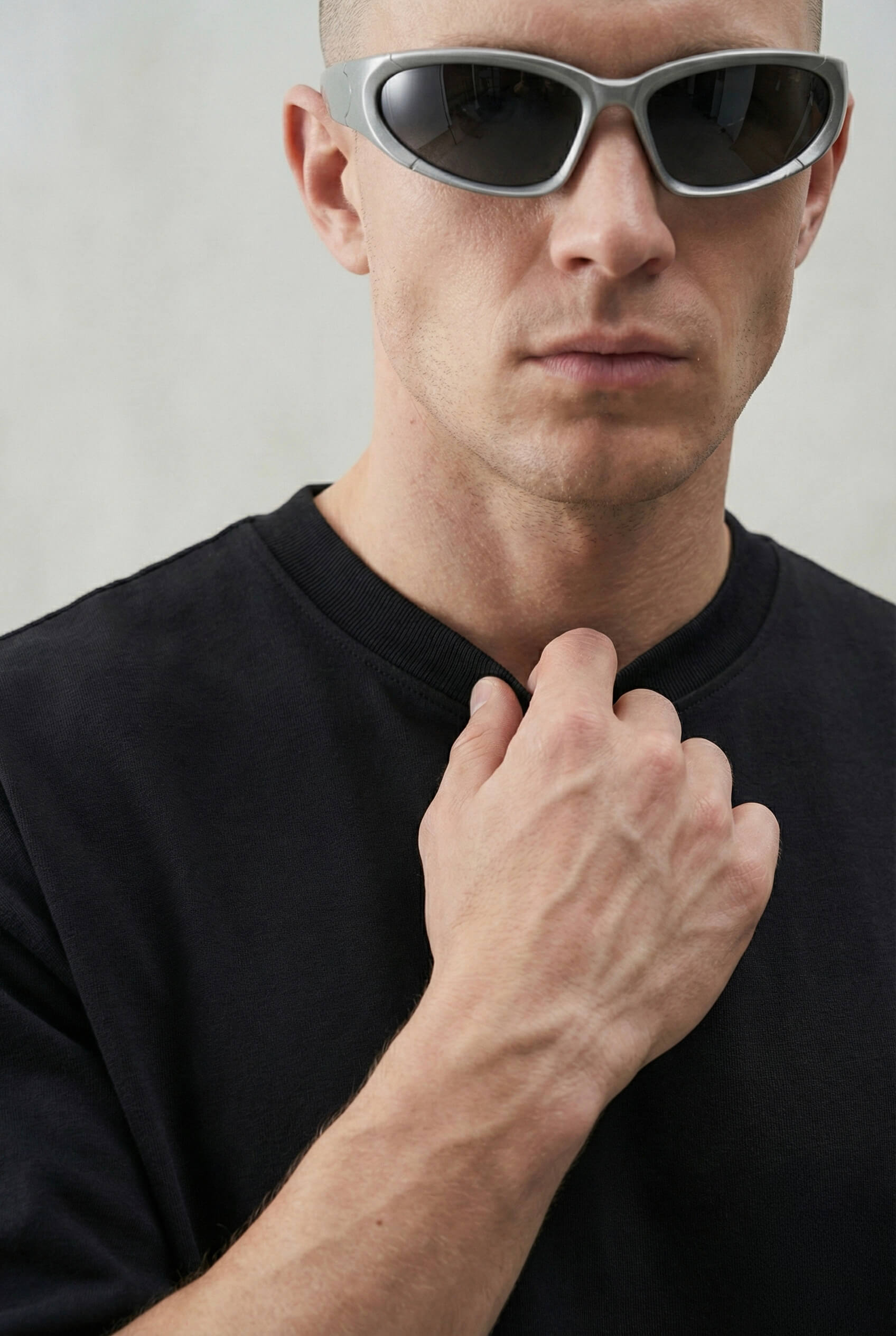 Luxury Plain Heavyweight Black Oversized T-shirt - Detailed Front View