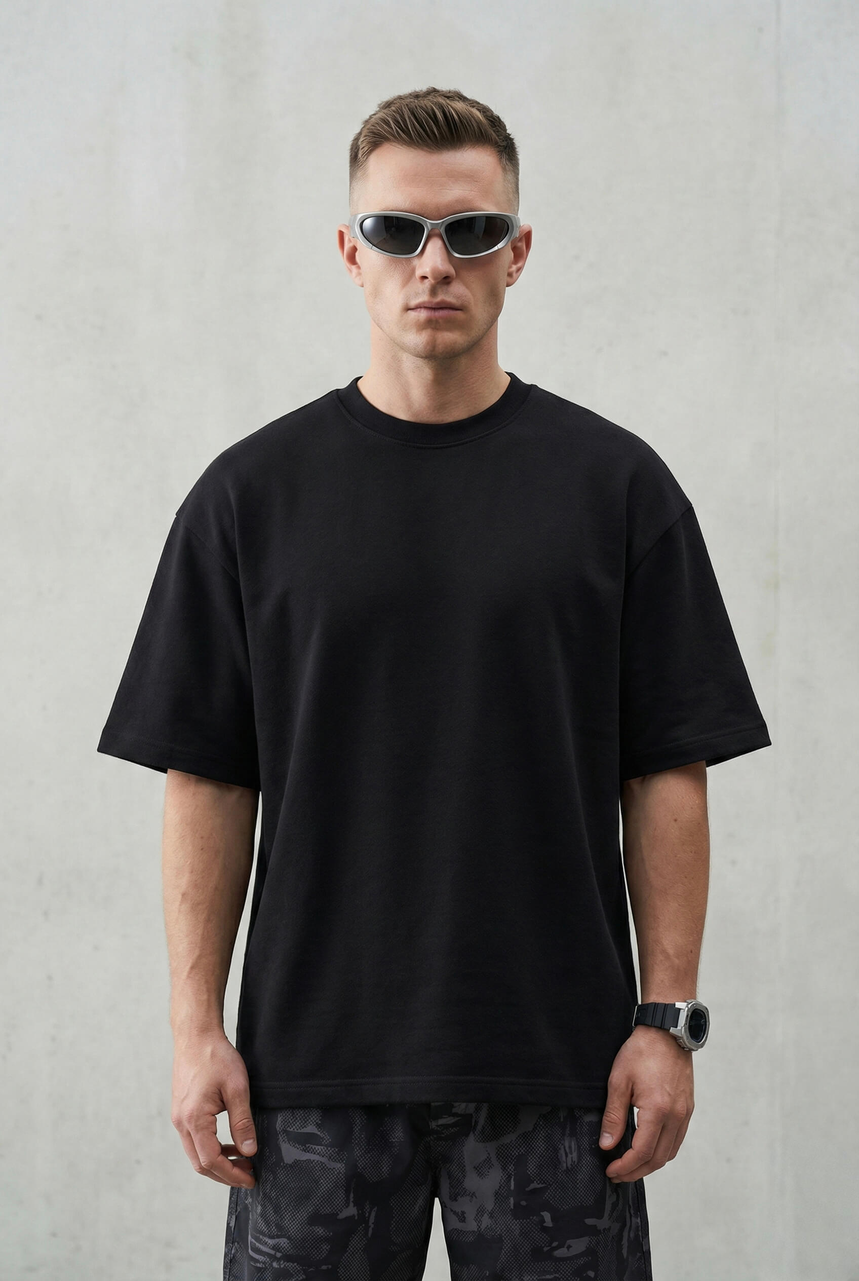 Plain Heavyweight Classic Black Oversized T-shirt - Front View